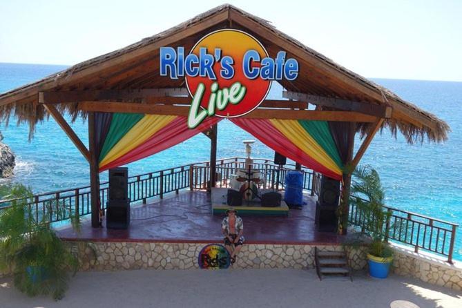 Seashore Vacation Home, Oceanpointe, Lucea, Jamaica Ngoại thất bức ảnh